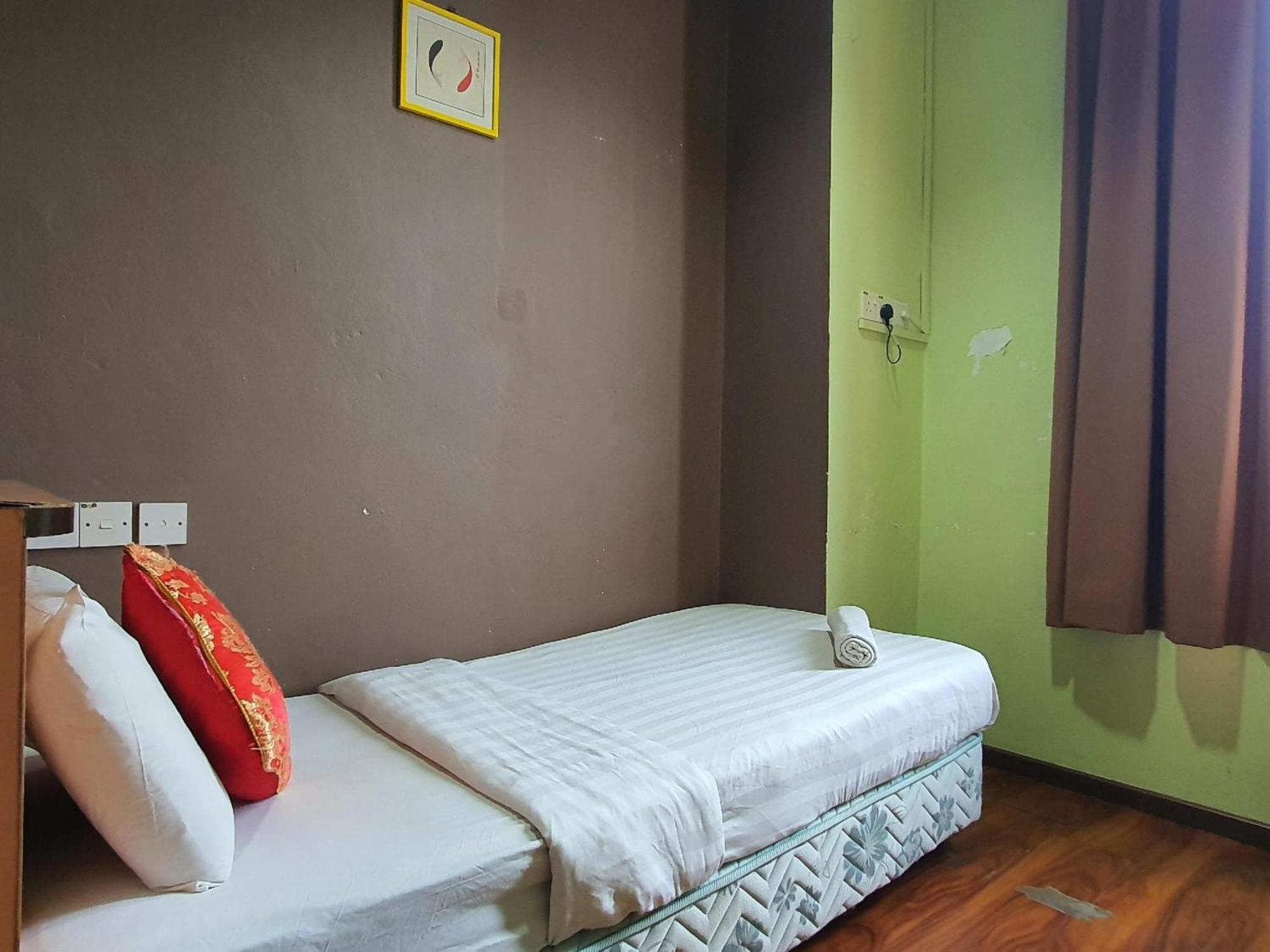 Oyo 90964 Melody 88 Inn Miri Exteriér fotografie