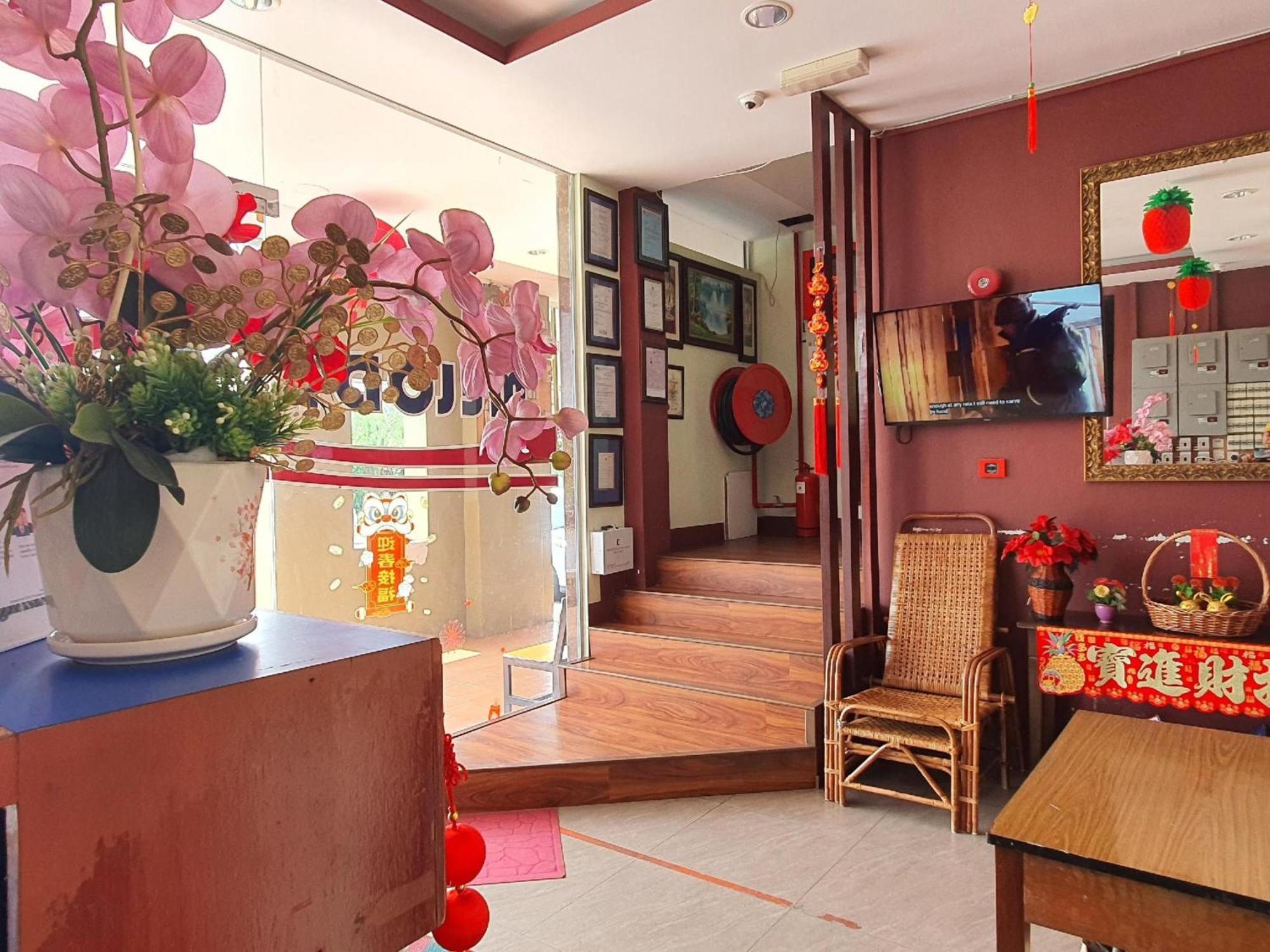 Oyo 90964 Melody 88 Inn Miri Exteriér fotografie